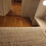 Cosy Near Center *