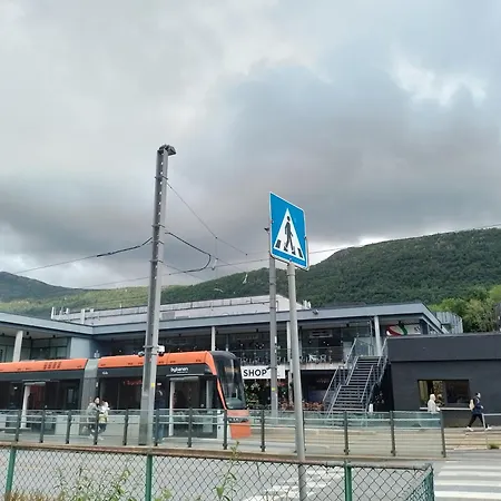 Cosy Near Center * Μπέργκεν